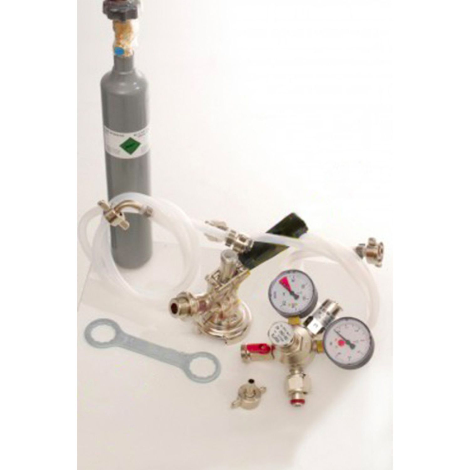 Zubehörpaket 1 mit Korb Fitting, 7mm Bierschlauch und 0,5 kg CO2 Flasche